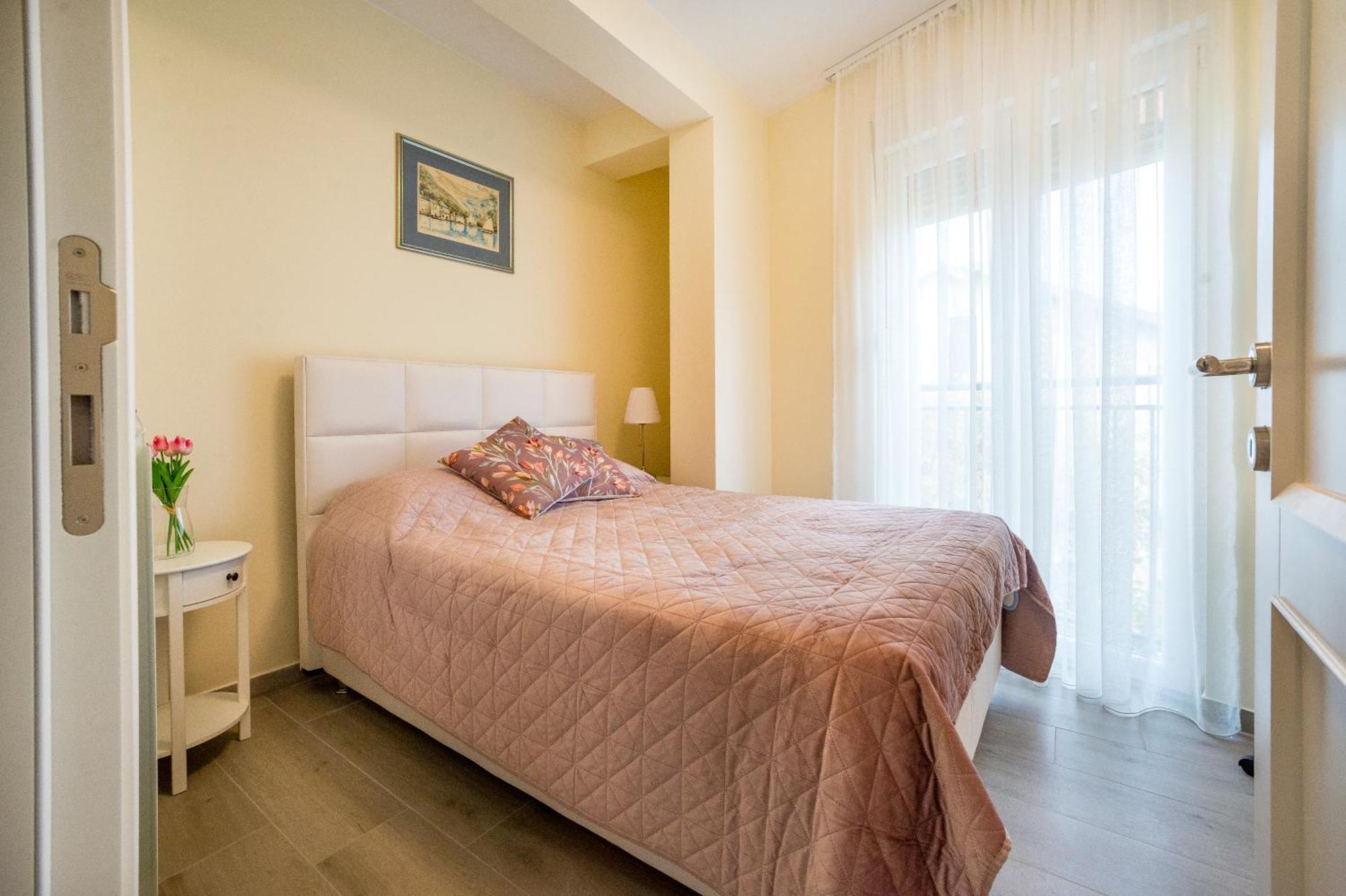 Villa Linz Tivat Buitenkant foto