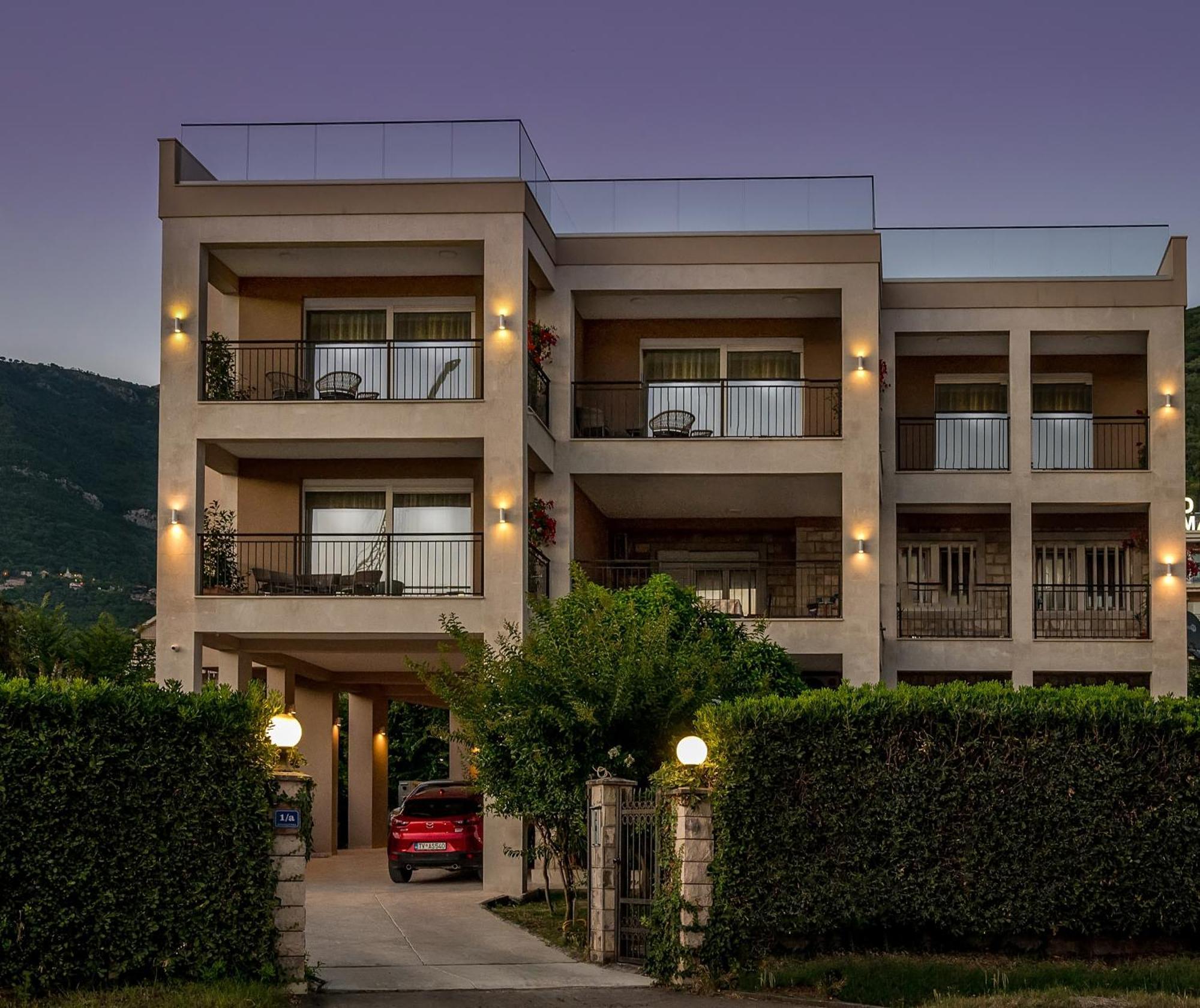 Villa Linz Tivat Buitenkant foto